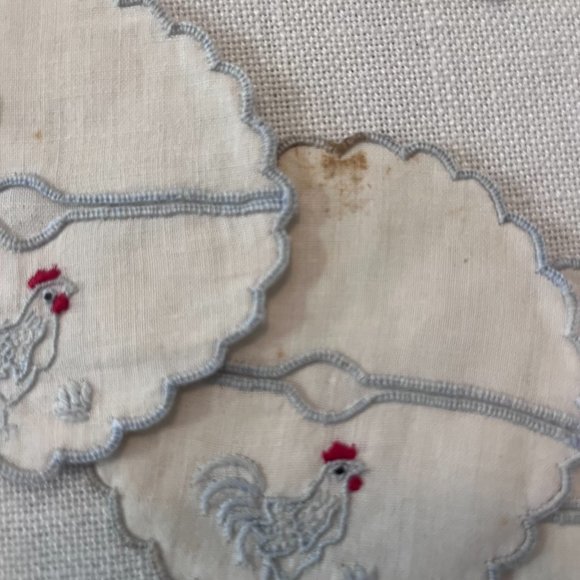 Vintage 1950's Rooster Linen Stemware Coaster Slippers with Napkins (Set of 6) - Picture 10 of 12